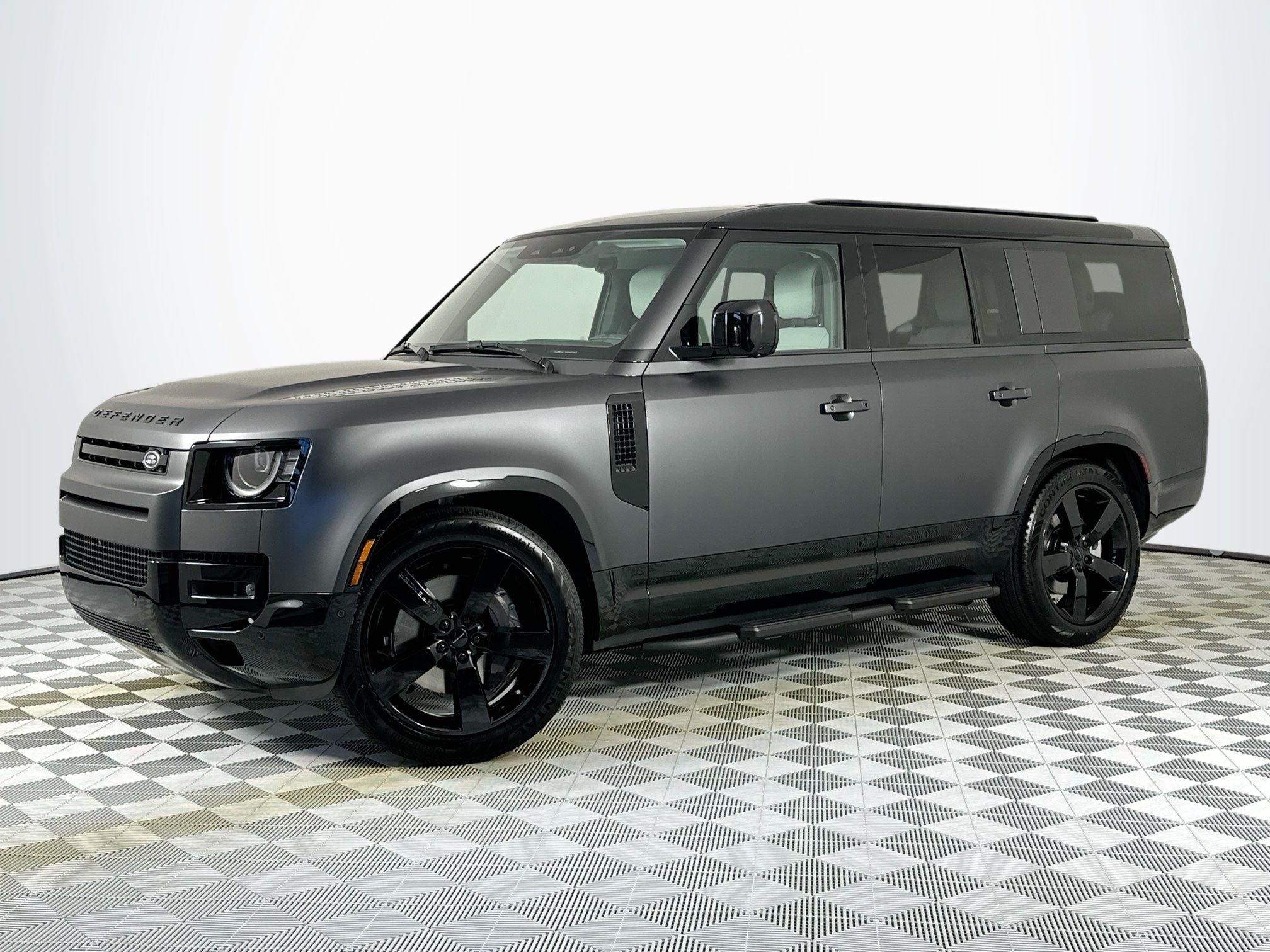 2026 Land Rover Defender 130