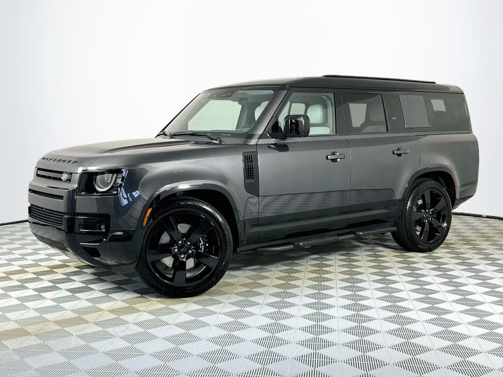 2026 Land Rover Defender 130