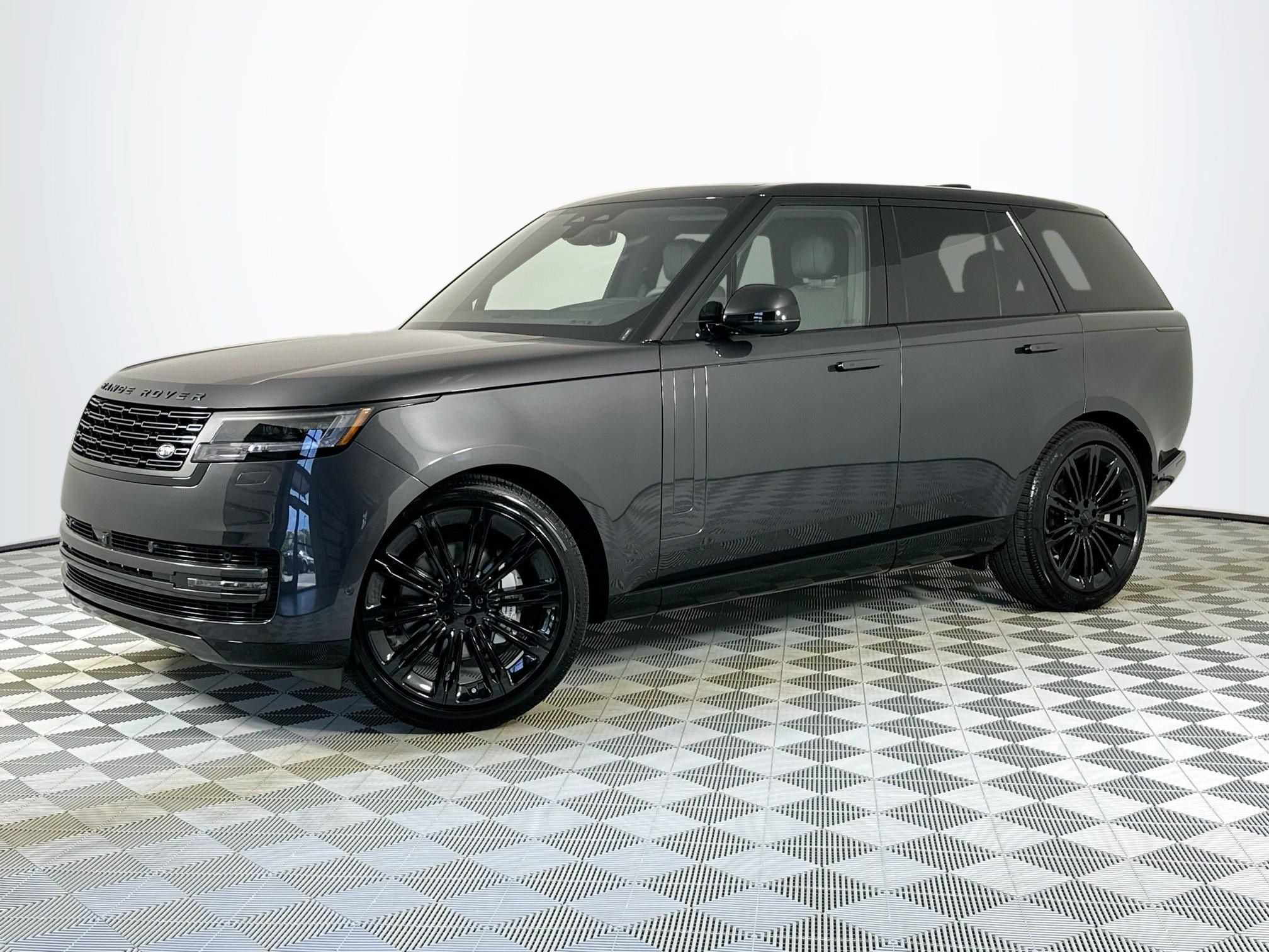 2026 Land Rover Range Rover SE in Grey — front three-quarter view