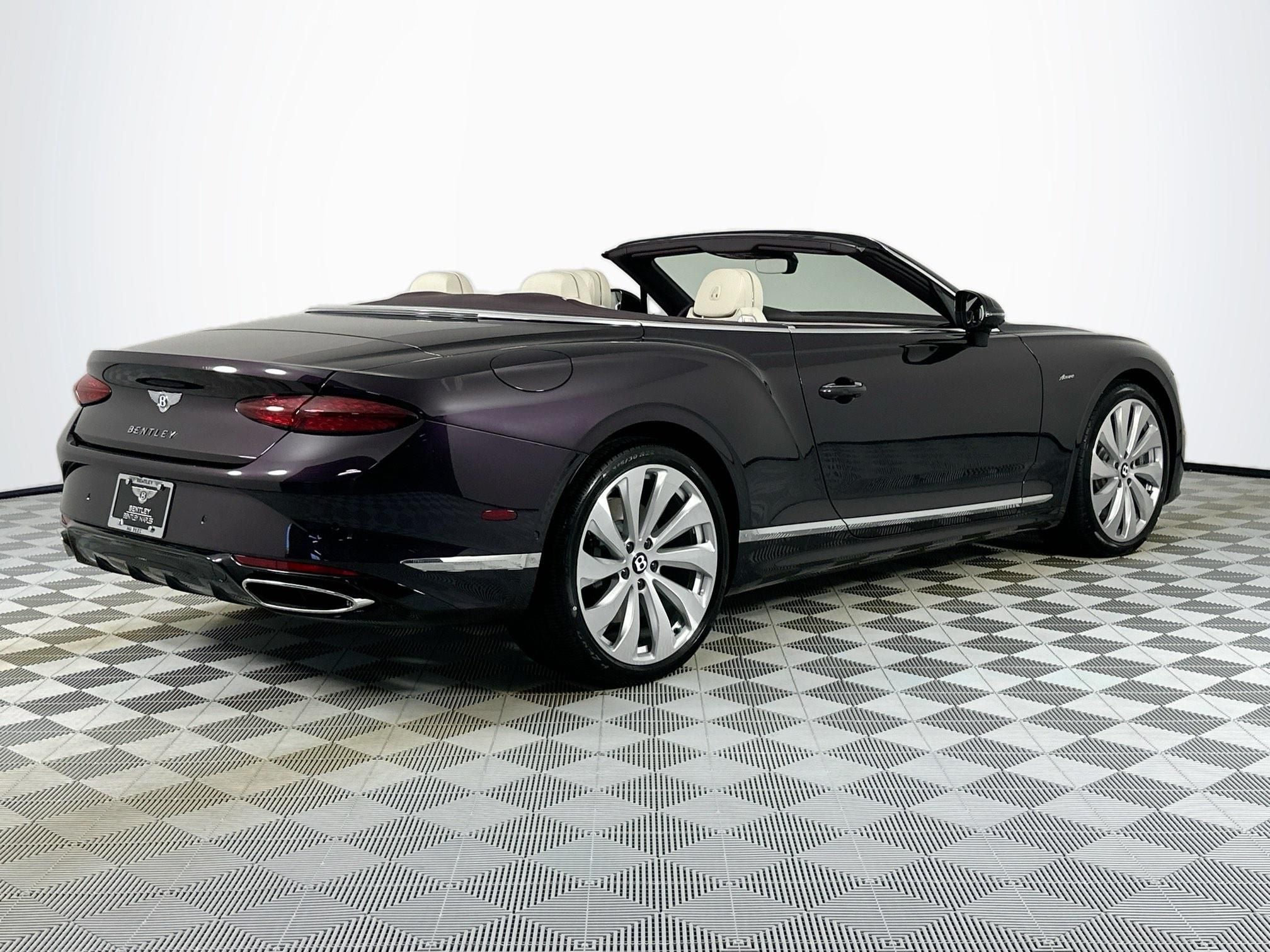 2026 Bentley Continental GTC — detail view